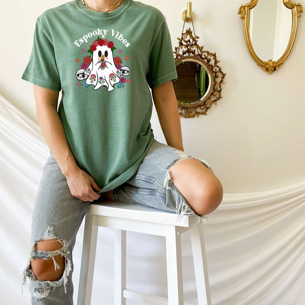 Espooky Vibes Tee | Mexican Ghost Retro Halloween Shirt