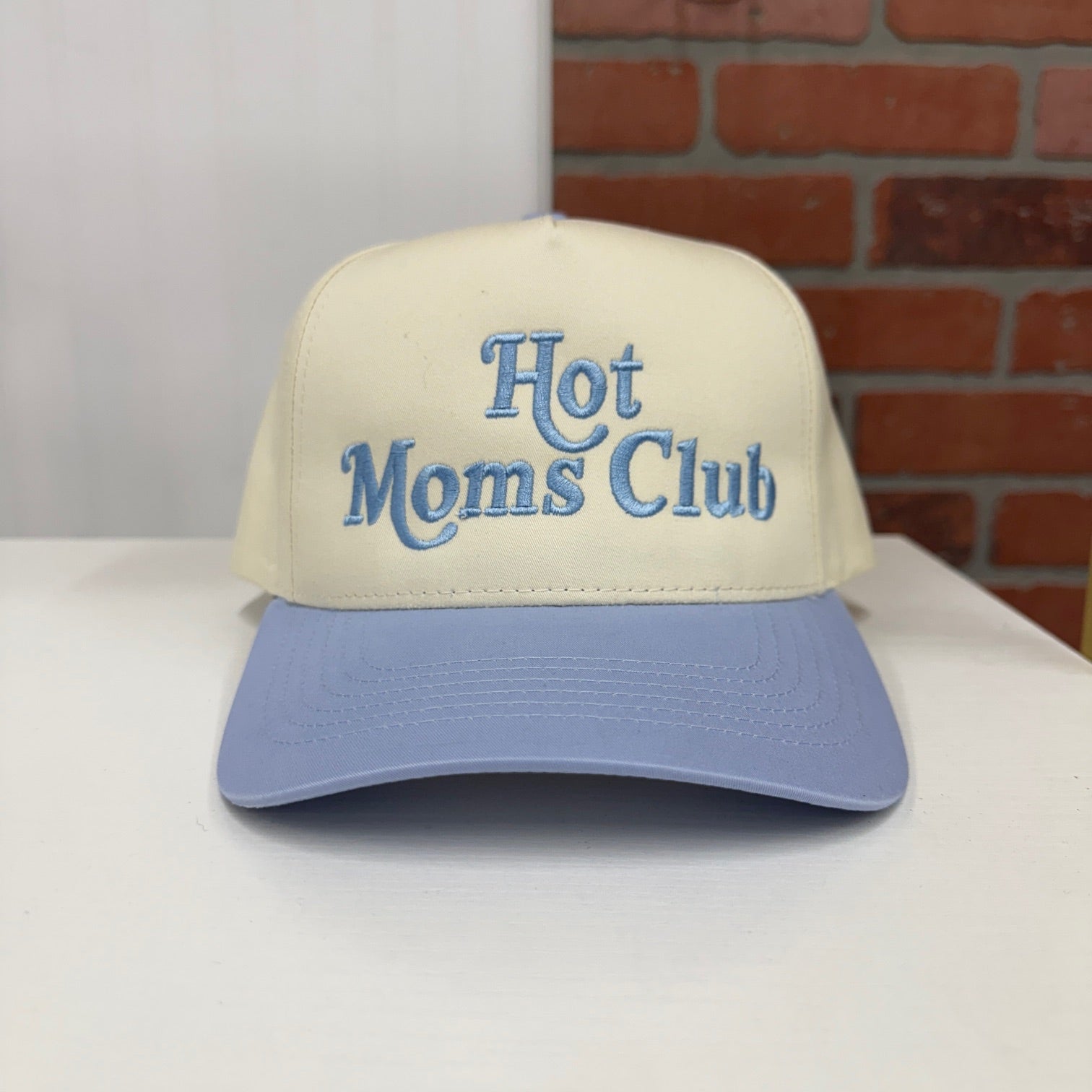 Natural Sky Blue Hot Moms Club two tone embroidered 5-panel spring baseball hat for bold, confident mamas – DSY Lifestyle