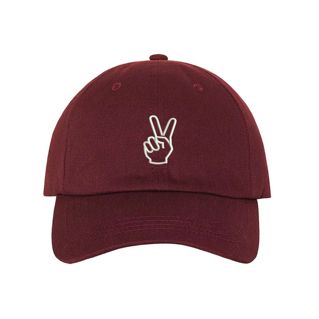 Burgundy baseball cap embroidered with peace hands - DSY Lifestyle