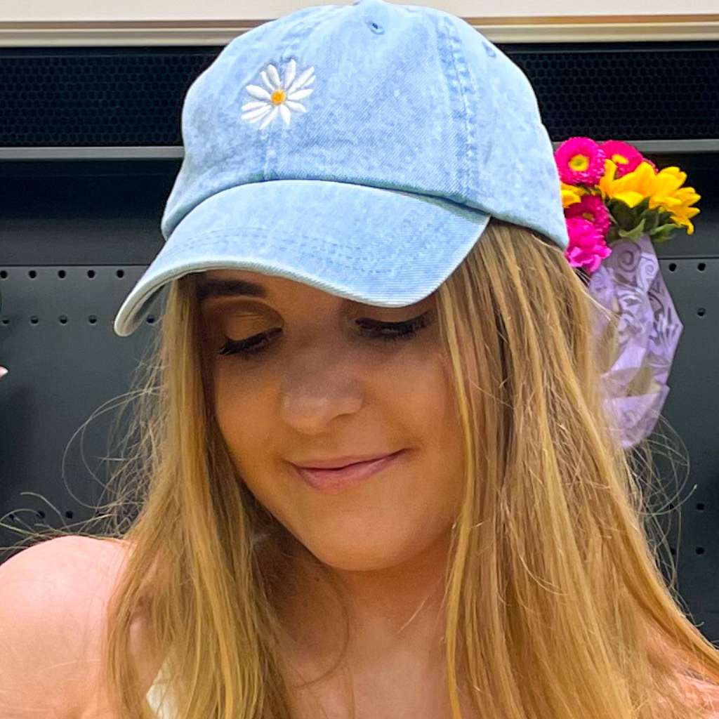 Daisy Flower embroidered light denim baseball cap - DSY Lifestyle