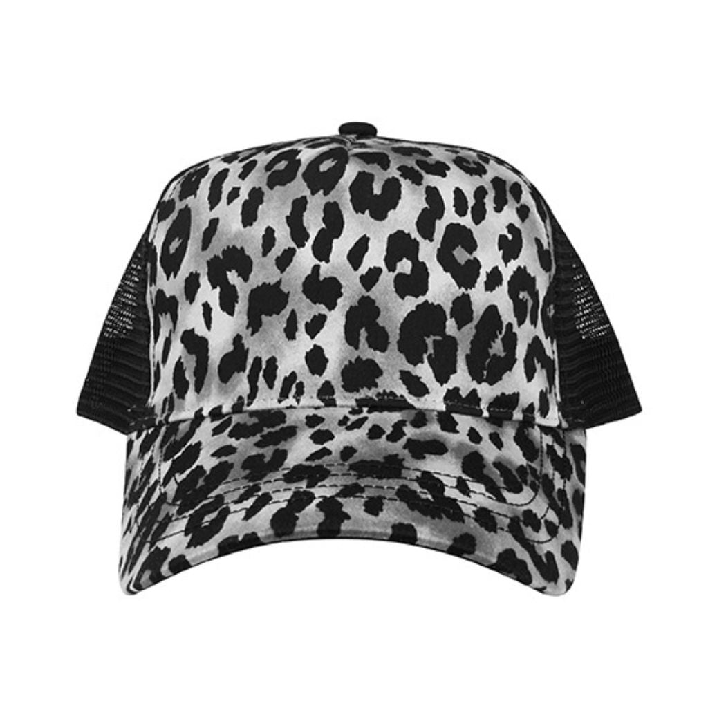 Leopard Print Trucker Hats: Bold &amp; Trendy Fashion Accessory