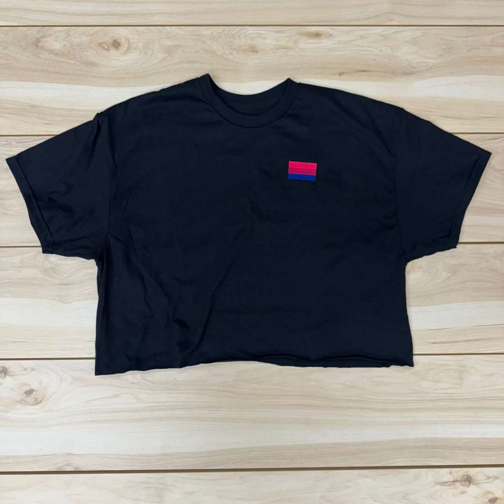 Black crop top embroidered with a bisexual flag - DSY Lifestyle