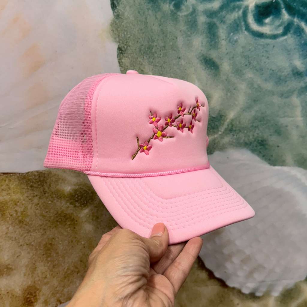 Pink Foam trucker hat embroidered with Cherry Blossom - DSY Lifestyle