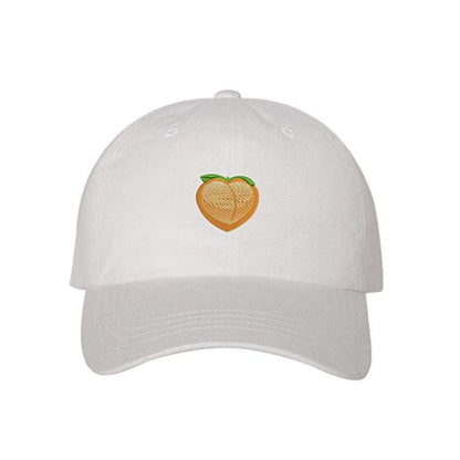 White Baseball Hat embroidered with a peach emoji- DSY Lifestyle
