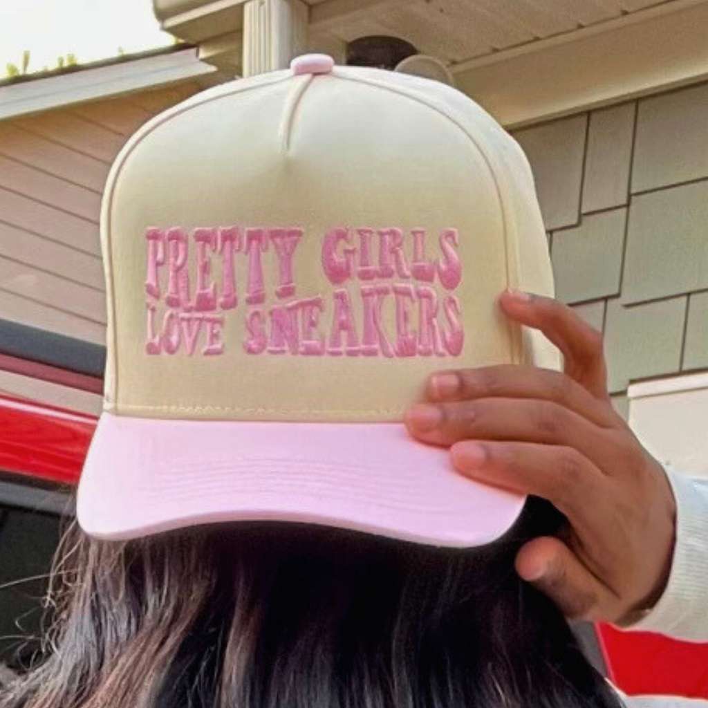 Pretty Girls Love Sneakers Baseball Cap