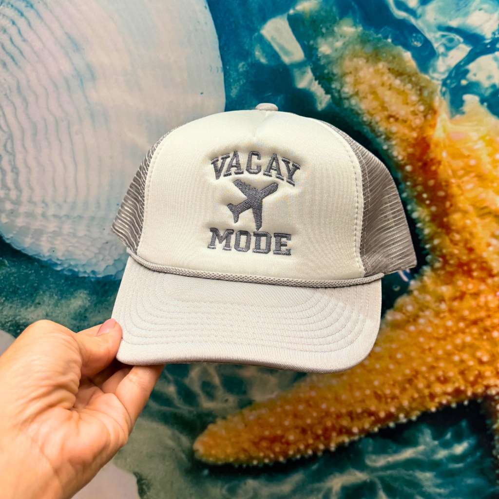 Gray trucker hat embroidered with Vacay Mode - DSY Lifestyle 