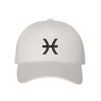 White baseball hat embroidered with the pisces zodiac sign - DSY Lifestyle