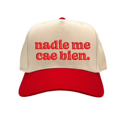 Natural Red Nadie Me Cae Bien embroidered two-tone baseball hat with retro 5-panel design and adjustable snapback closure – DSY Lifestyle.