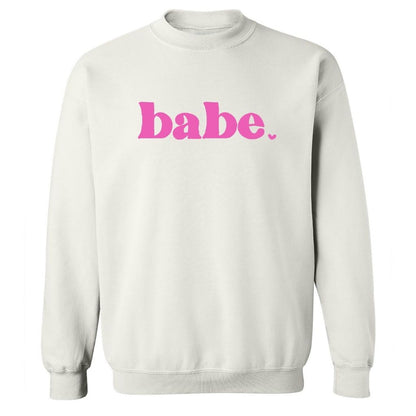 White sweatshirt with Babe printed in pink in the front - DSY Lifestyle