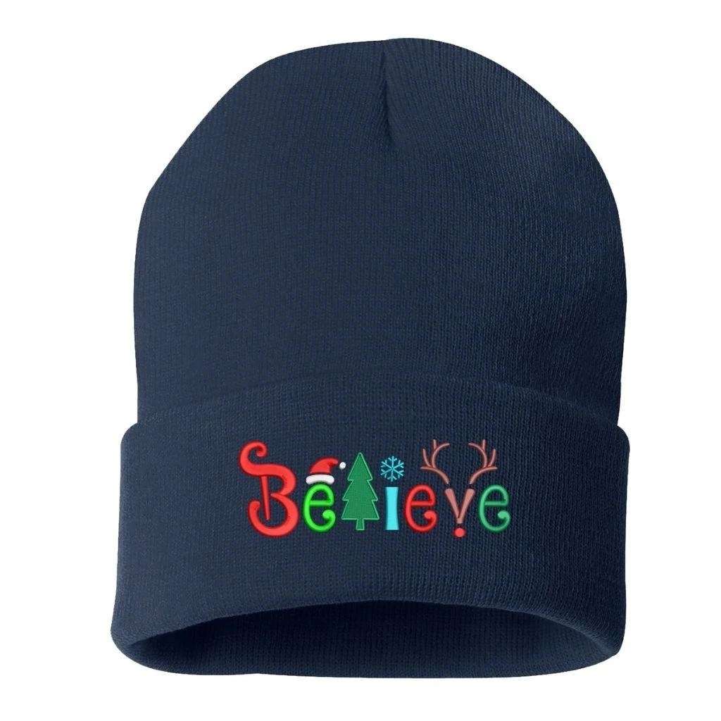 Navy blue cuffed beanie with Believe embroidered with Christmas symbols - DSY Lifestyle