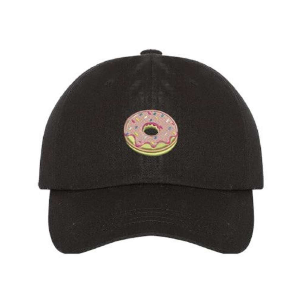 Black baseball hat embroidered with pink donut emoji  - DSY Lifestyle