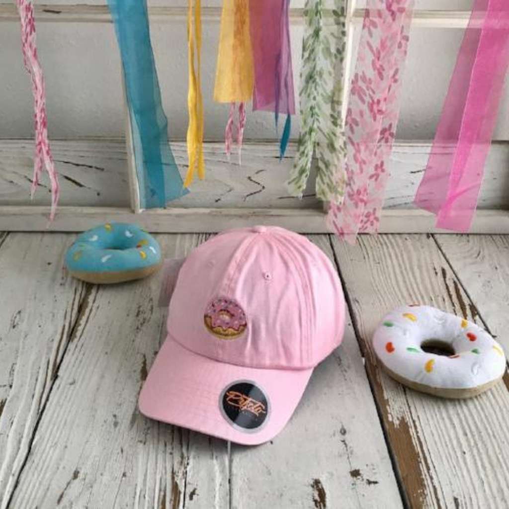 baseball hat embroidered with pink donut emoji  - DSY Lifestyle