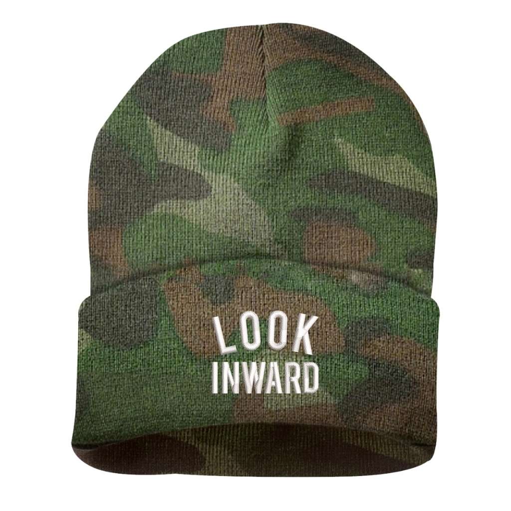 Camo green Beanie embroidered with look inward in white - DSY Lifestyle