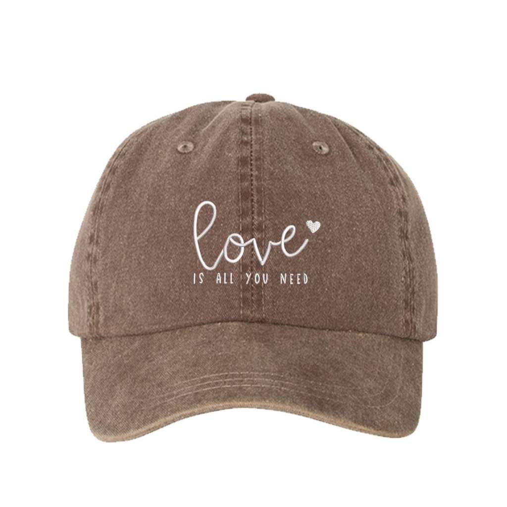Chocolate washed hat with love is all you need embroidered in white- DSY Lifestyle