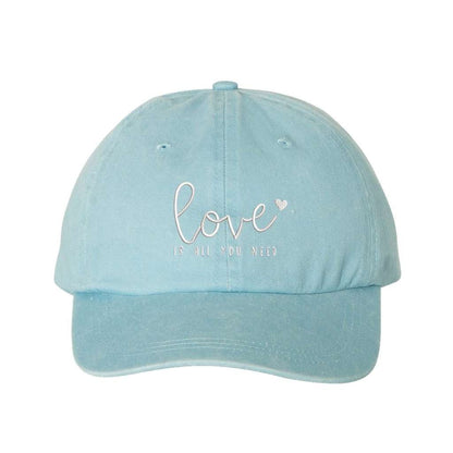 Light Blue washed hat with love is all you need embroidered in white- DSY Lifestyle