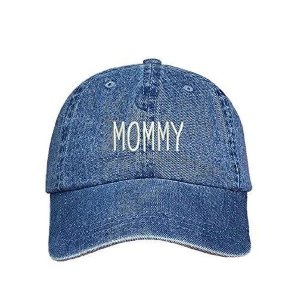 Light denim baseball hat with MOMMY embroidered in white - DSY Lifestyle