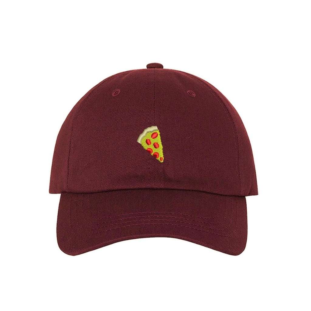 Burgundy baseball hat embroidered with a pizza emoji - DSY Lifestyle