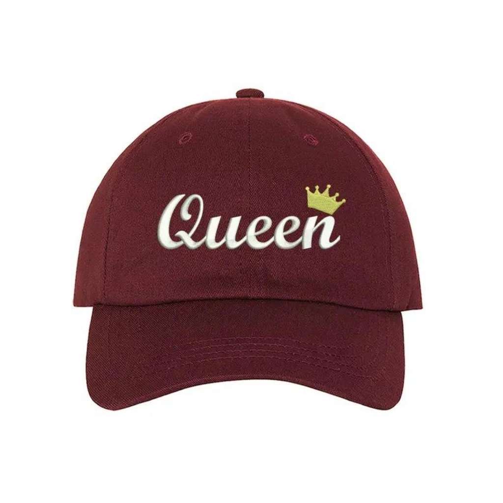 Burgundy baseball hat with Queen embroidered in white - DSY Lifestyle